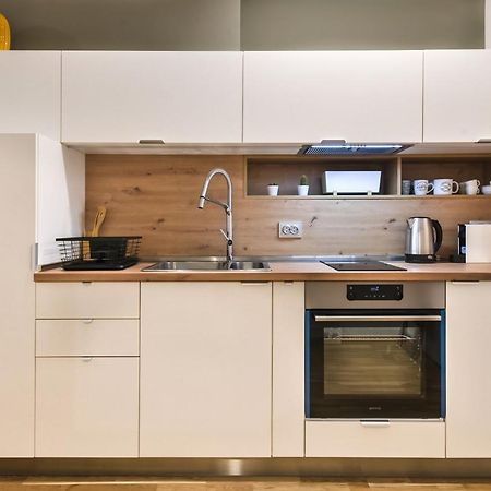 Pieces Of Nature In A Stylish One-Bedroom Flat By Flat Mаnager София Екстериор снимка