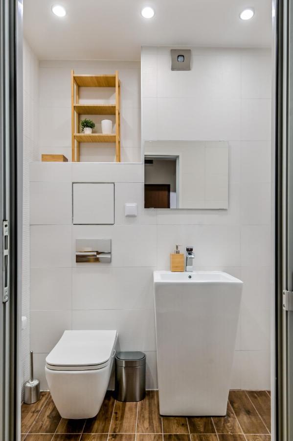 Pieces Of Nature In A Stylish One-Bedroom Flat By Flat Mаnager София Екстериор снимка